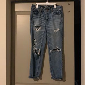 AE boy crop jeans
